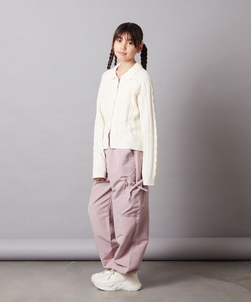 a.v.v（アーヴェヴェ）の「[140-150]襟付きダブルジップデザインニット（ニット/セーター・キッズ・アイボリー/ライトピンク・150/140）」の19枚目の写真