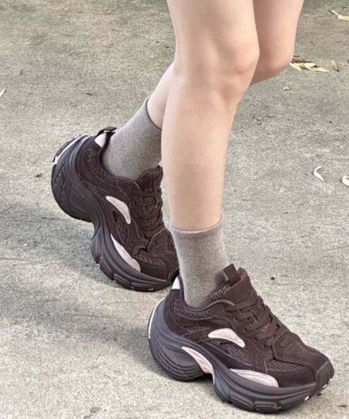 Vipoa(ヴィポア)の「mesh high-tech sneakers(スニーカー・レディース・ブラウン/グレー/ブラック・SMALL/MEDIUM/LARGE)」の1枚目の写真