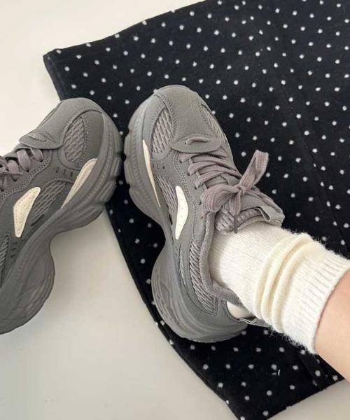 Vipoa(ヴィポア)の「mesh high-tech sneakers(スニーカー・レディース・ブラウン/グレー/ブラック・SMALL/MEDIUM/LARGE)」の16枚目の写真