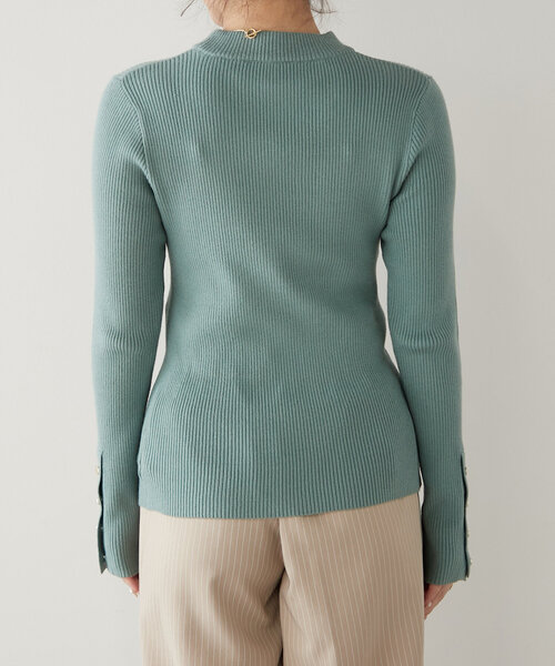 Remind me and forever（リマインドミーアンドフォーエバー）の「袖ボタンハイネックリブニットプルオーバー（ニット/セーター・レディース・ブラック/グリーン/アイボリー/レンガ・FREE）」の20枚目の写真