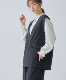 「WHYTO. / ホワイト」 SLIT NECK COCOON VEST
