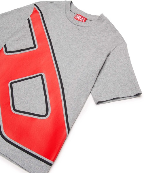 DIESEL KIDS(ディーゼルキッズ)の「DIESEL(ディーゼル)Kids & Junior ブランドロゴ半袖Tシャツカットソー(Tシャツ/カットソー・キッズ・ブラック/ホワイト/グレー・4Y/6Y/8Y/10Y/12Y/14Y/16Y)」の13枚目の写真