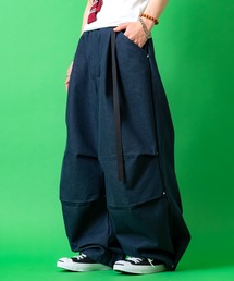 a.p.o.v. | a.p.o.v. ロングベルトタック変形バレルレッグワイドデニムパンツ(デニムパンツ)