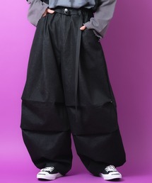 a.p.o.v. ロングベルトタック変形バレルレッグワイドデニムパンツ