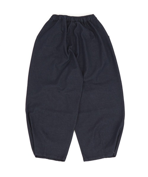 a.p.o.v.(エーピーオービー)の「a.p.o.v. ロングベルトタック変形バレルレッグワイドデニムパンツ(デニムパンツ・メンズ・ネイビー/ブラック/アイボリー・ONESIZE)」の9枚目の写真
