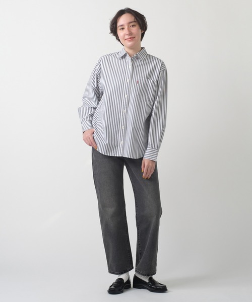 Levi's(リーバイス)の「Levi's/リーバイス レギュラーシャツ(シャツ/ブラウス・レディース・ブルー・M/S/XS)」の4枚目の写真
