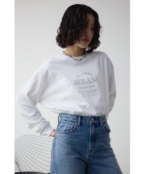 AZUL by moussy(アズールバイマウジー)の「メタリックロゴロングTシャツ(Tシャツ/カットソー・レディース・オフホワイト/ブラック/スモークピンク・FREE)」の5枚目の写真