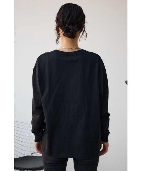 AZUL by moussy(アズールバイマウジー)の「メタリックロゴロングTシャツ(Tシャツ/カットソー・レディース・オフホワイト/ブラック/スモークピンク・FREE)」の20枚目の写真