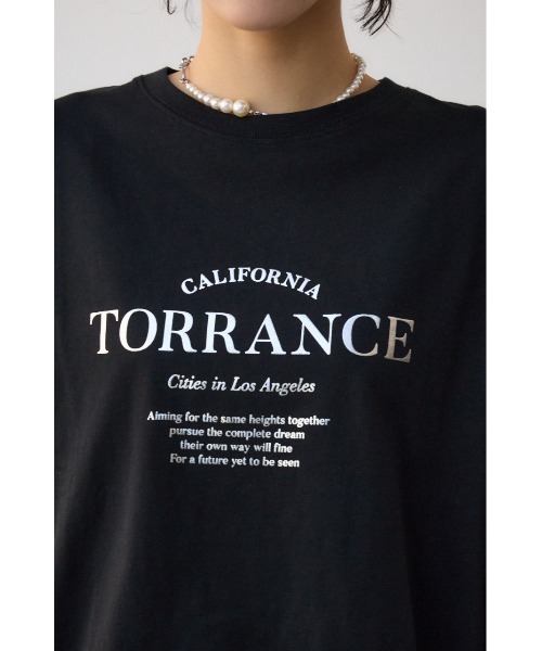 AZUL by moussy(アズールバイマウジー)の「メタリックロゴロングTシャツ(Tシャツ/カットソー・レディース・オフホワイト/ブラック/スモークピンク・FREE)」の21枚目の写真