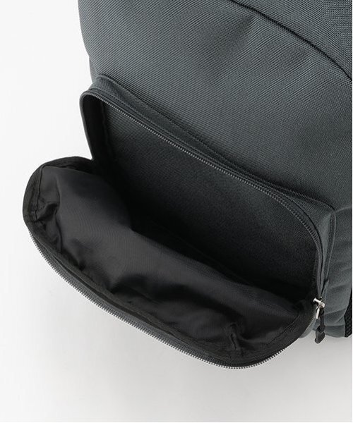 XLARGE KIDS（エクストララージキッズ）の「OGゴリラスクエアバックパック（バックパック/リュック・キッズ・ブラック/グレー・F）」の15枚目の写真