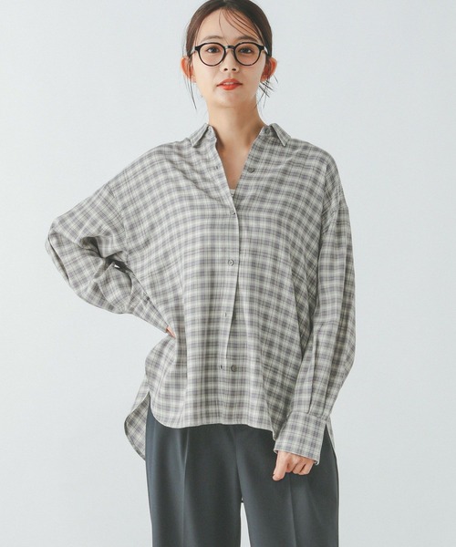 GLOBAL WORK（グローバルワーク）の「ラメチェックシャツ長袖/283797（シャツ/ブラウス・レディース・グリーン系その他4/ブラック系その他/ブルー系その他3/ホワイト系その他・MEDIUM/LARGE）」の19枚目の写真