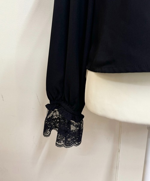 MA*RS（アメーバーマーズ）の「三つリボンレースケープブラウス（シャツ/ブラウス・レディース・ホワイト×ブラック/ブラック/ホワイト・FREE）」の9枚目の写真
