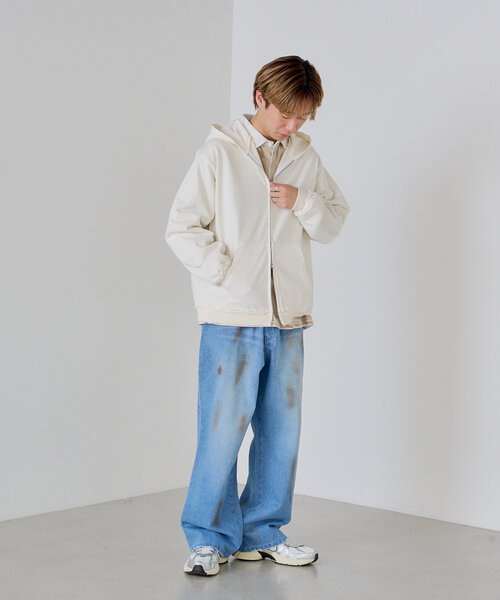 WHIMSIC(ウィムジック)の「【UNISEX】サンフェードカットソージップパーカー(パーカー・メンズ・ホワイト/ブラック・FREE)」の10枚目の写真