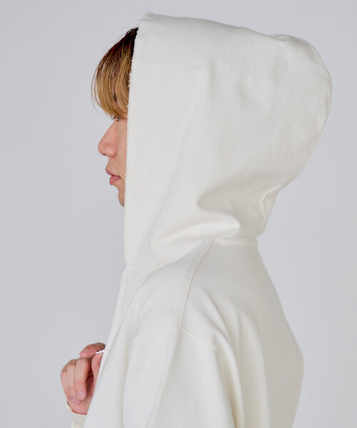 WHIMSIC(ウィムジック)の「【UNISEX】サンフェードカットソージップパーカー(パーカー・メンズ・ホワイト/ブラック・FREE)」の17枚目の写真