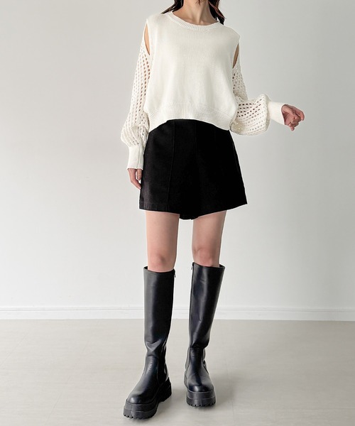 【cygne 】明日まで特別SALE数回着用ワンショルダーオープンニット cygne 】SALE数回着用ワンショルダーオープンニット elle