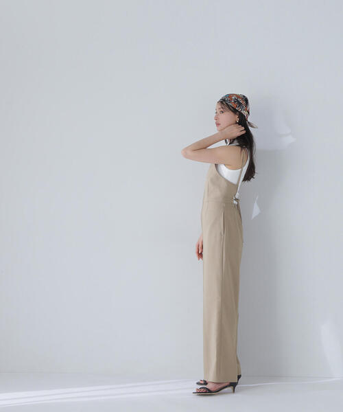 NATURAL BEAUTY BASIC(ナチュラルビューティーベーシック)の「◇【THINK NATURAL】バックオープンキャミオールインワン(つなぎ/オールインワン・レディース・ベージュ/ブラック・MEDIUM/P/S)」の16枚目の写真