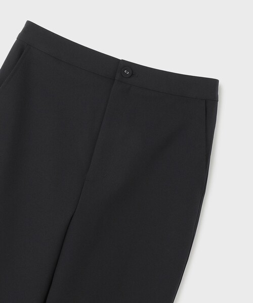 GRACE CONTINENTAL(グレースコンチネンタル)の「ストレッチテーパードパンツ(その他パンツ・レディース・ブラック/ベージュ・38/36)」の14枚目の写真