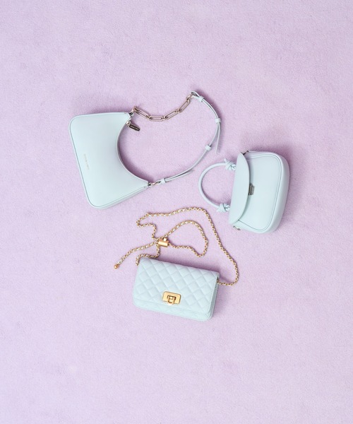 CHARLES & KEITH◆Sammie ノットハンドルフロントフラップバッグ Sammie サミー ノットハンドルフロントフラップバッグ