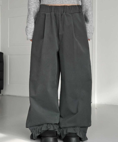 Vipoa（ヴィポア）の「Skirt layered frill wide pants（スラックス・レディース・チャコールグレー/ブラック・FREE）」の4枚目の写真