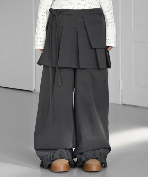 スラックス 3 TAP Shirt Layered Slacks (2color) スラックス 3 TAP Shirt Layered Slacks (2color) Couleur Meler
