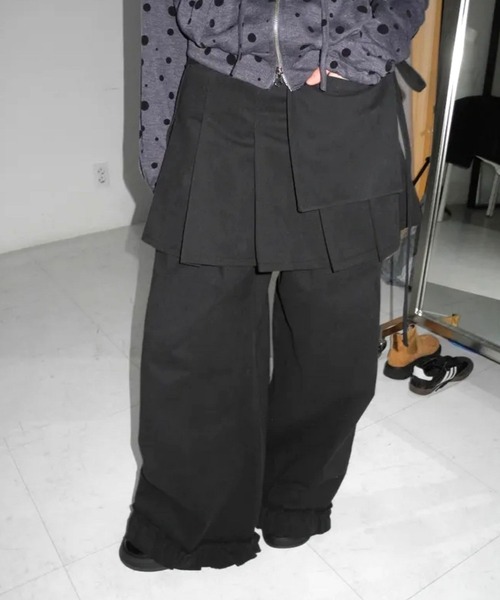 Vipoa（ヴィポア）の「Skirt layered frill wide pants（スラックス・レディース・チャコールグレー/ブラック・FREE）」の12枚目の写真