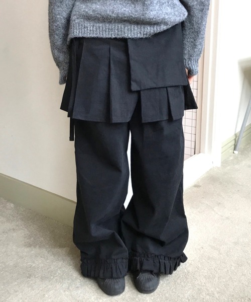 Vipoa（ヴィポア）の「Skirt layered frill wide pants（スラックス・レディース・チャコールグレー/ブラック・FREE）」の15枚目の写真