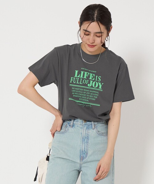【BALMAIN】関税込☆プリントTシャツ グリーン Balmain プリント Tシャツ | グリーン | FARFETCH JP