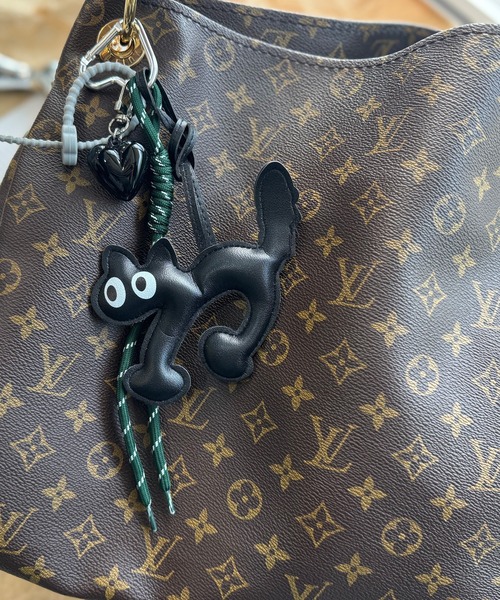 NOLITA LABORATORY（ノリータラボラトリー）の「【 NOLITA / ノリータ 】レザータイプ 猫 ハート ロープストラップ カラビナ バッグチャームにもなるキーホルダー（チャーム・レディース・レッド/ブラック/ブラウン・FREE）」の15枚目の写真