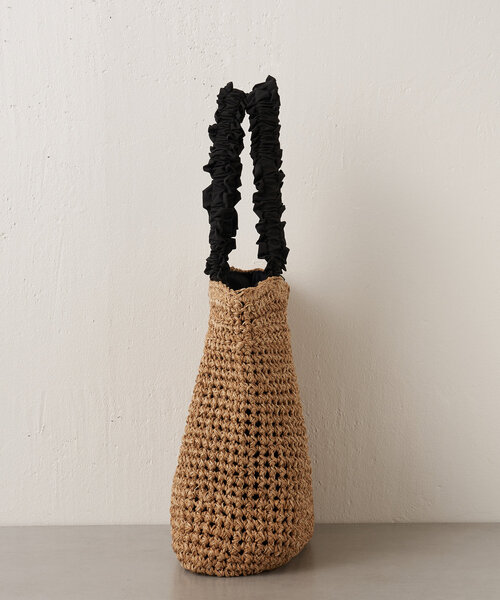 Jena espace merveilleux（ジェナ　エスパスメルヴェイユ）の「フリルハンドルトートバッグ（トートバッグ・レディース・ブラック/ベージュ・FREE）」の7枚目の写真