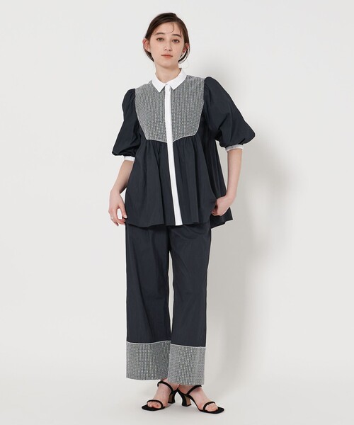 美品 ユナイテッドアローズ エンブロイダリー ショートスリーブ ブラウス 完売 エンブロイダリーショートスリーブブラウス ― ウォッシャブル ―