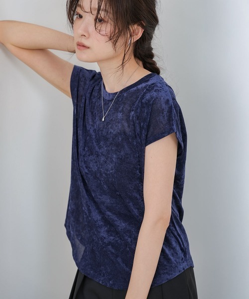 Bab(バブ)の「シアーベロアフレンチスリーブカットソー(Tシャツ/カットソー・レディース・オフホワイト/チャコールグレー/ブルー/ピンク/ブラック/オレンジ/ネイビー/ブラウン/ダークブラウン/アイボリー・M)」の7枚目の写真