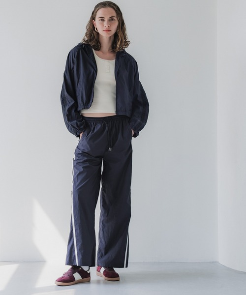 coca(coca)(コカ)の「ナイロンクロップドアウター(ブルゾン・レディース・ホワイト/ネイビー・S/M/L)」の20枚目の写真