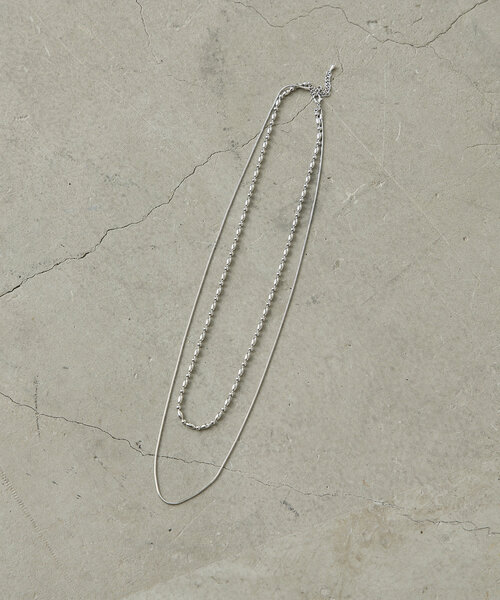 Jena espace merveilleux(ジェナ エスパスメルヴェイユ)の「ボールチェーン2連ネックレス(リング・レディース・シルバー/ゴールド・FREE)」の4枚目の写真