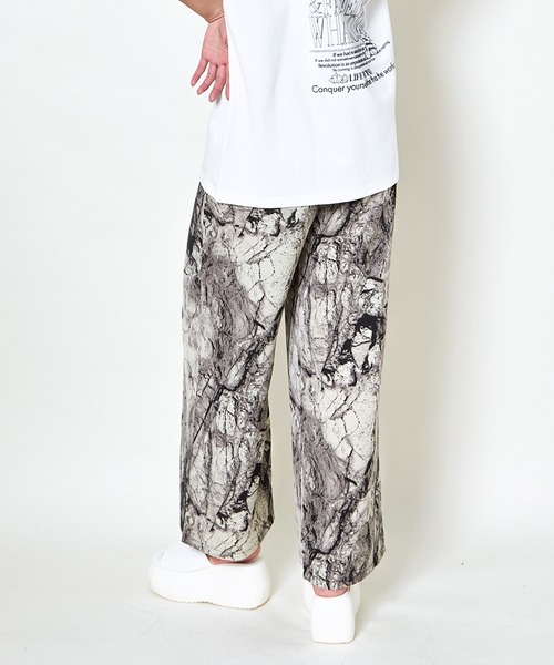 GORGE(ゴージ)の「《美脚×ゆるシルエット》レディース 柄デシン ワイドパンツ 体型カバー 春夏秋(その他パンツ・レディース・ベージュ/ブラック/チャコール・F)」の8枚目の写真