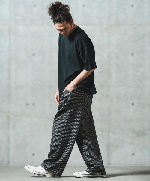 GLIMCLAP（グリムクラップ）の「mt9699- Cordlane fraise fabric boxy silhouette T-shirt Tシャツ（Tシャツ/カットソー・メンズ・ブラック/ブルー/ホワイト/レッド・S/M/L）」の16枚目の写真