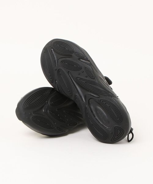 adidas(アディダス)の「【adidas】OZWAVE SANDAL(サンダル・レディース・ホワイト×ブラック・22.5cm/23.5cm/24.5cm/25.5cm)」の3枚目の写真