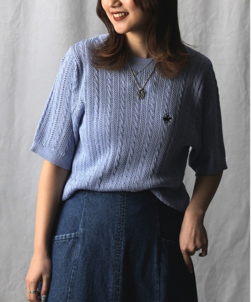 Right-on（ライトオン）の「BEVERLY HILLS POLO CLUB(ビバリーヒルズポロクラブ)【レディース】【限定展開】ワンポイントニット（ニット/セーター・レディース・ホワイト/サックスブルー/ネイビー・M）」の3枚目の写真
