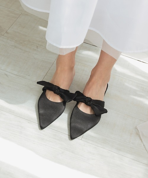 DONOBAN（ドノバン）の「サテンリボンミュール（その他シューズ・レディース・ブラック/シルバー・23cm/24cm/25cm）」の2枚目の写真