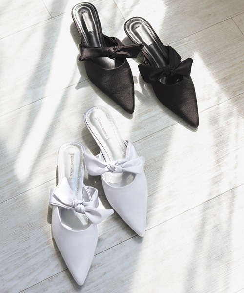 DONOBAN（ドノバン）の「サテンリボンミュール（その他シューズ・レディース・ブラック/シルバー・23cm/24cm/25cm）」の3枚目の写真