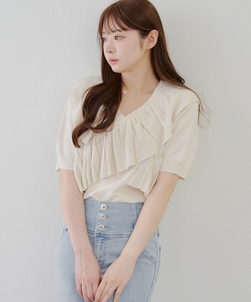 continuer de NICE CLAUP(コンティニューデナイスクラップ)の「クロスフリル半袖ニット(ニット/セーター・レディース・レッド/ブラック/アイボリー/ライトブルーグレー・FREE)」の17枚目の写真