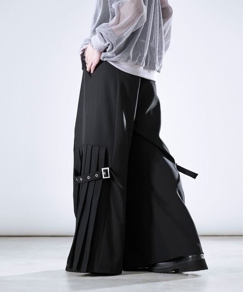 Ellino Loset サイドプリーツハトメベルトパンツ X-Small サイドプリーツハトメベルトパンツ（その他パンツ）｜Ellno