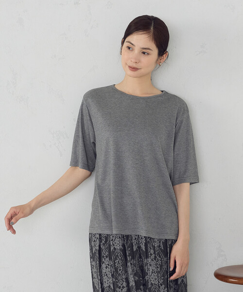 COMME CA ISM(コムサイズム)の「ラメフライス ボートネックカットソー(Tシャツ/カットソー・レディース・グレー/サックスブルー・FREE)」の2枚目の写真