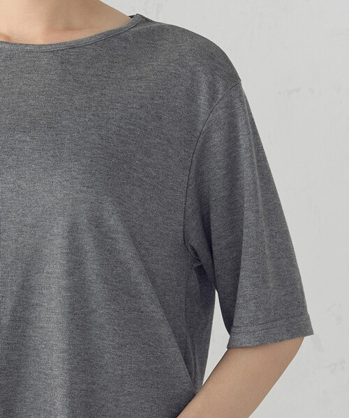 COMME CA ISM(コムサイズム)の「ラメフライス ボートネックカットソー(Tシャツ/カットソー・レディース・グレー/サックスブルー・FREE)」の17枚目の写真