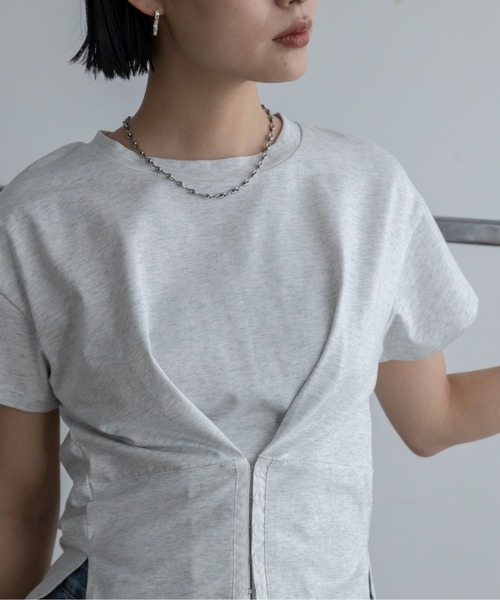VACANCY(ヴァカンシー)の「コルセットライクショートスリーブトップス(Tシャツ/カットソー・レディース・グレー/ブラック/ホワイト・FREE)」の15枚目の写真