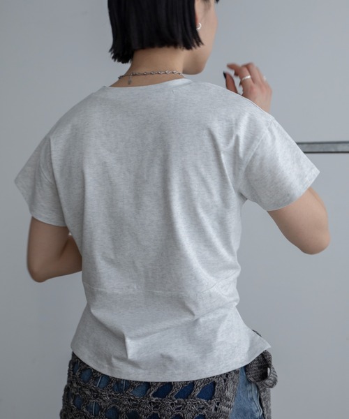 VACANCY(ヴァカンシー)の「コルセットライクショートスリーブトップス(Tシャツ/カットソー・レディース・グレー/ブラック/ホワイト・FREE)」の12枚目の写真