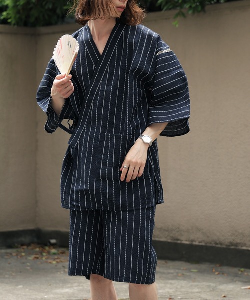 綿麻しじら織り浴衣　黒地✕ストライプ セール】縞しじら織り浴衣 3点セット【浴衣＋帯＋下駄】（浴衣