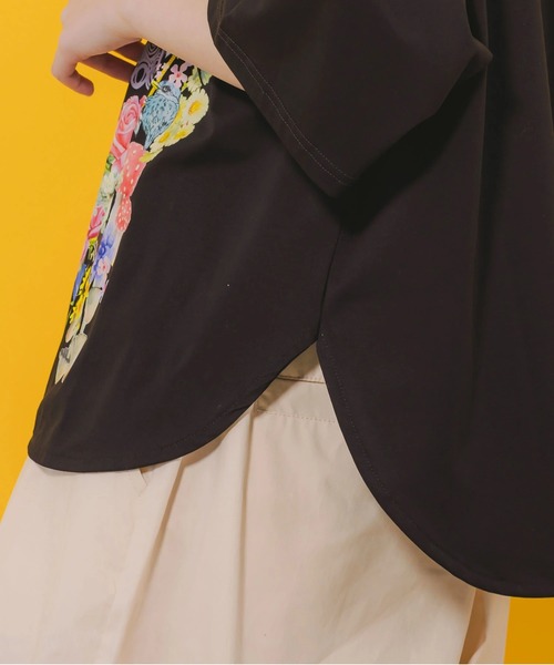 ScoLar（スカラー）の「ScoLar/スカラー　花モチーフ柄 接触冷感TEE（Tシャツ/カットソー・レディース・ホワイト/ブラック・FREE）」の4枚目の写真