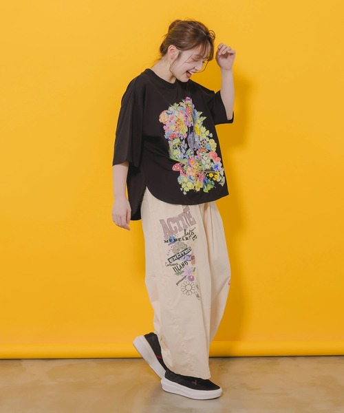 ScoLar（スカラー）の「ScoLar/スカラー　花モチーフ柄 接触冷感TEE（Tシャツ/カットソー・レディース・ホワイト/ブラック・FREE）」の13枚目の写真