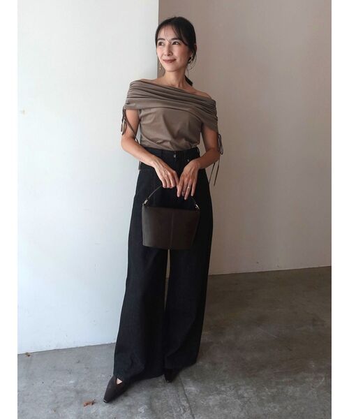 LAGUNAMOON（ラグナムーン）の「ライトベロアオフショルトップス（Tシャツ/カットソー・レディース・ブラウン/アイボリー/モカ・FREE）」の7枚目の写真