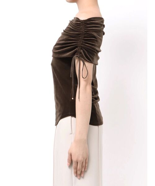 タグ付新品 LAGUNAMOON ライトベロアオフショルトップス ブラウン ラグナムーン LAGUNAMOON ライトベロアオフショルトップス （ブラウン